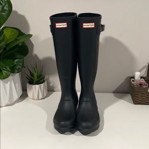 Hunter Boots (Tall)